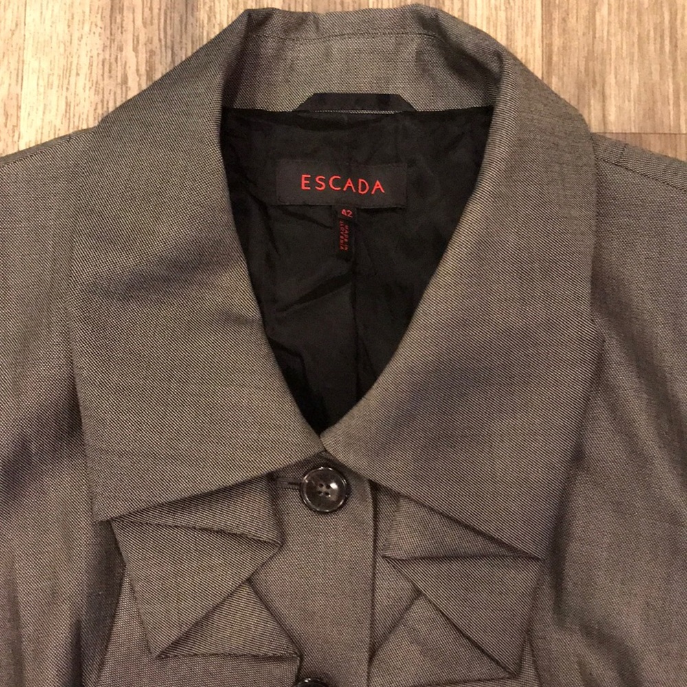 Escada Gray Ruffled Pants Suit Size 14.